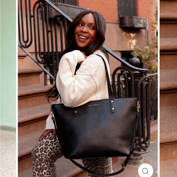 Poppy & Peonies Black Leather Tote with Minimalist Design - Picture 3 of 16